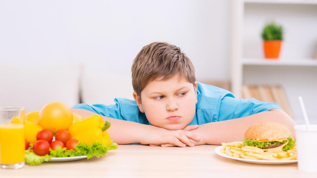 Junk food is harming kids’ mental health - Healthy Gifts Hub